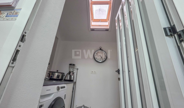 Odsprzedaż - Mieszkanie w bloku - Vistabella Golf Entre Naranjos - Inland