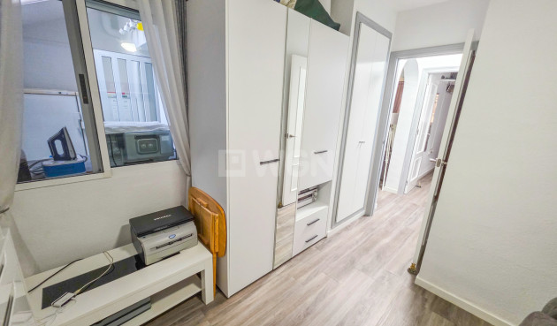 Odsprzedaż - Mieszkanie w bloku - Vistabella Golf Entre Naranjos - Inland