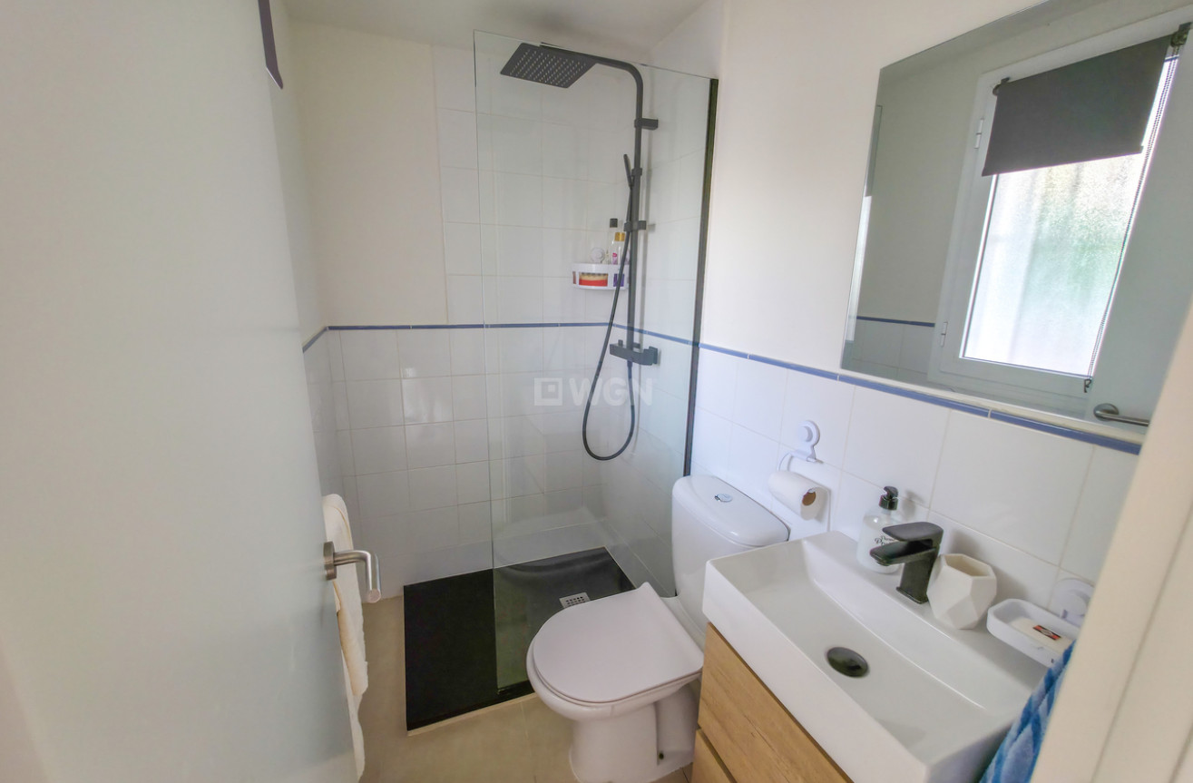 Odsprzedaż - Mieszkanie w bloku - Villamartin - Costa Blanca