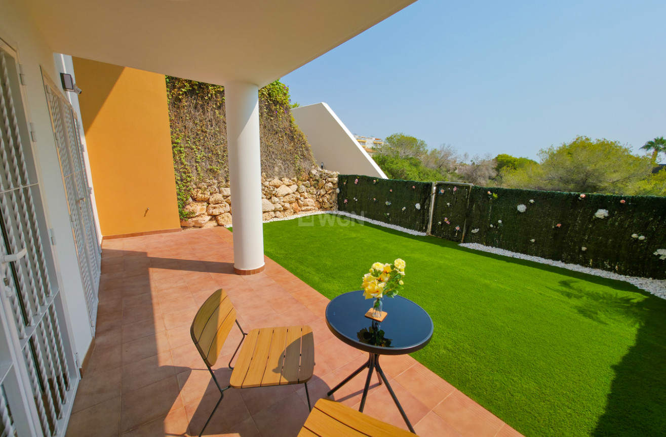 Odsprzedaż - Mieszkanie w bloku - Villamartin - Costa Blanca