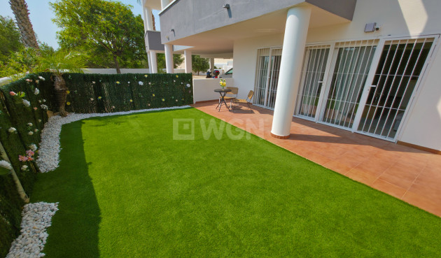 Odsprzedaż - Mieszkanie w bloku - Villamartin - Costa Blanca