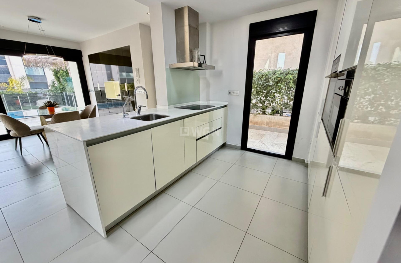 Resale - Villa - Rojales - Cuidad Quesada