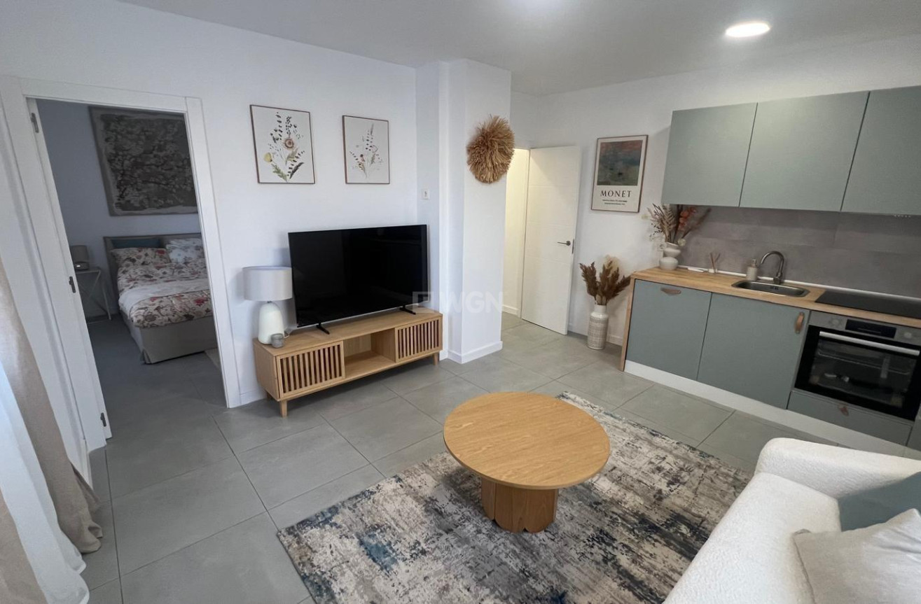 Odsprzedaż - Mieszkanie w bloku - Torrevieja - Zona Los Frutales