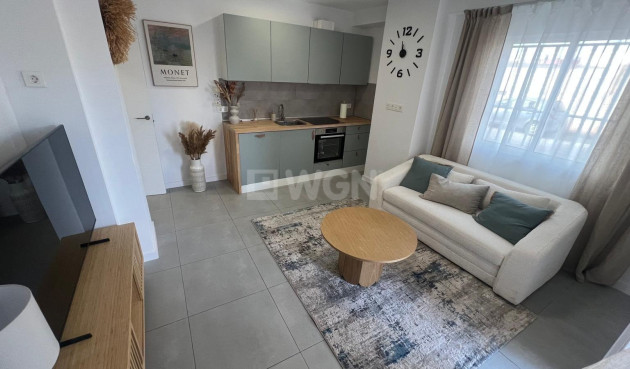 Odsprzedaż - Mieszkanie w bloku - Torrevieja - Zona Los Frutales