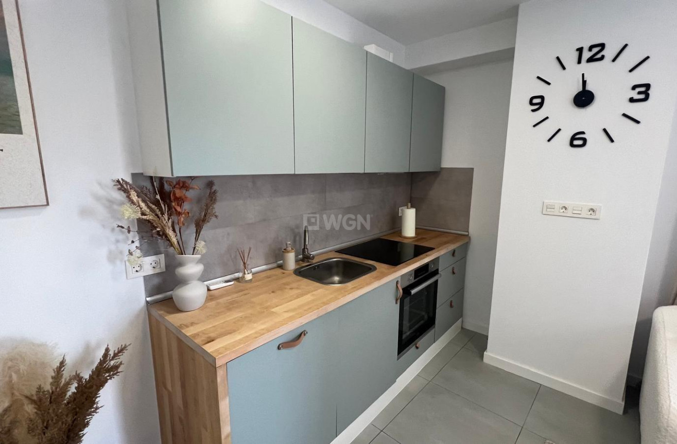 Odsprzedaż - Mieszkanie w bloku - Torrevieja - Zona Los Frutales