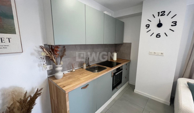 Odsprzedaż - Mieszkanie w bloku - Torrevieja - Zona Los Frutales