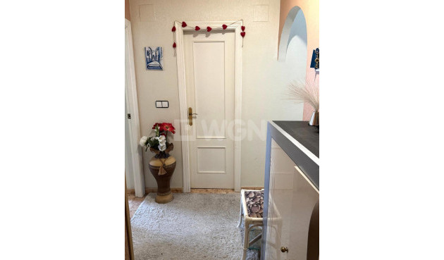 Odsprzedaż - Mieszkanie w bloku - Torrevieja - Playa del Cura