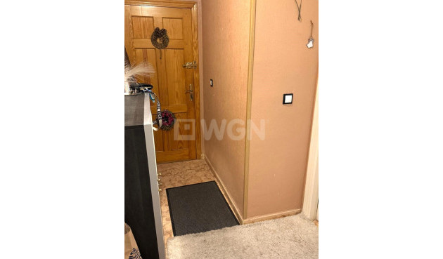 Odsprzedaż - Mieszkanie w bloku - Torrevieja - Playa del Cura