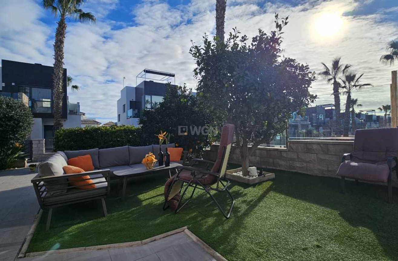 Odsprzedaż - Villa - Cabo Roig - Costa Blanca