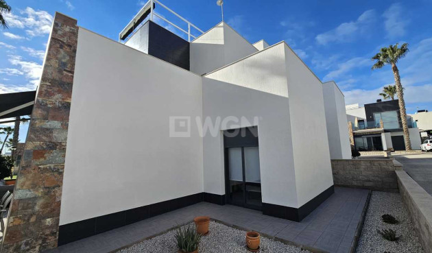 Odsprzedaż - Villa - Cabo Roig - Costa Blanca