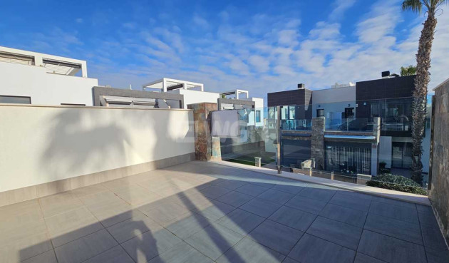 Odsprzedaż - Villa - Cabo Roig - Costa Blanca