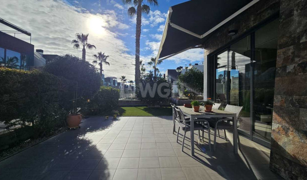 Odsprzedaż - Villa - Cabo Roig - Costa Blanca