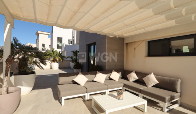 Odsprzedaż - Villa - La Nucía - Costa Blanca