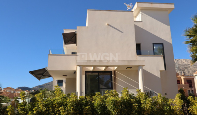 Odsprzedaż - Villa - La Nucía - Costa Blanca