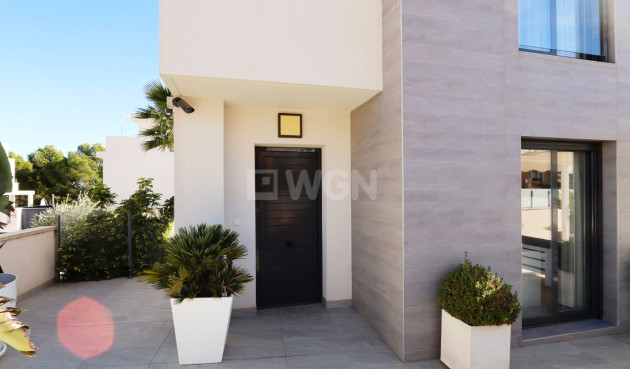 Odsprzedaż - Villa - La Nucía - Costa Blanca