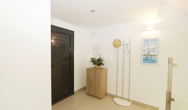 Odsprzedaż - Villa - La Nucía - Costa Blanca