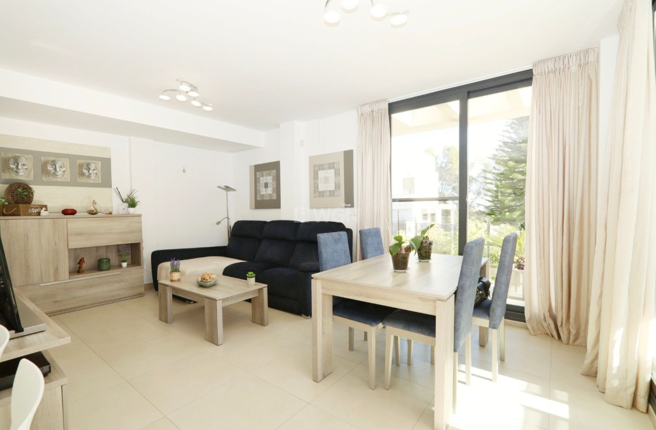 Odsprzedaż - Villa - La Nucía - Costa Blanca