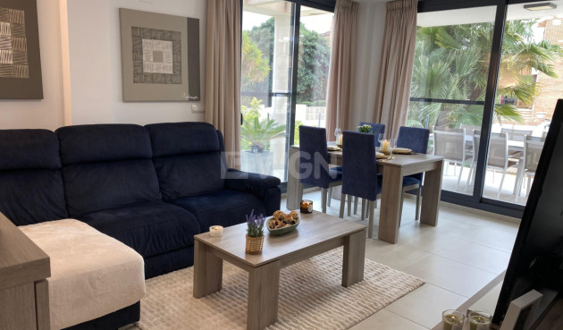 Odsprzedaż - Villa - La Nucía - Costa Blanca