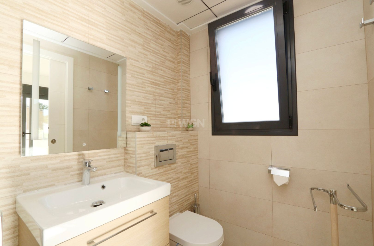 Odsprzedaż - Villa - La Nucía - Costa Blanca