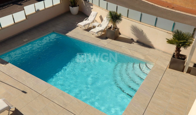 Odsprzedaż - Villa - La Nucía - Costa Blanca