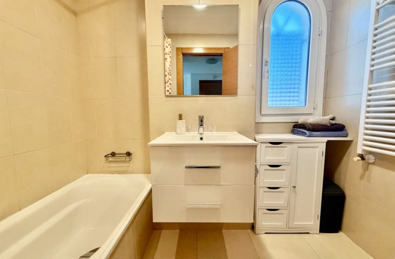 Odsprzedaż - Mieszkanie w bloku - Hacienda Riquelme Golf Resort - Inland