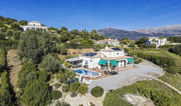 Resale - Villa - La Vinuela - Inland