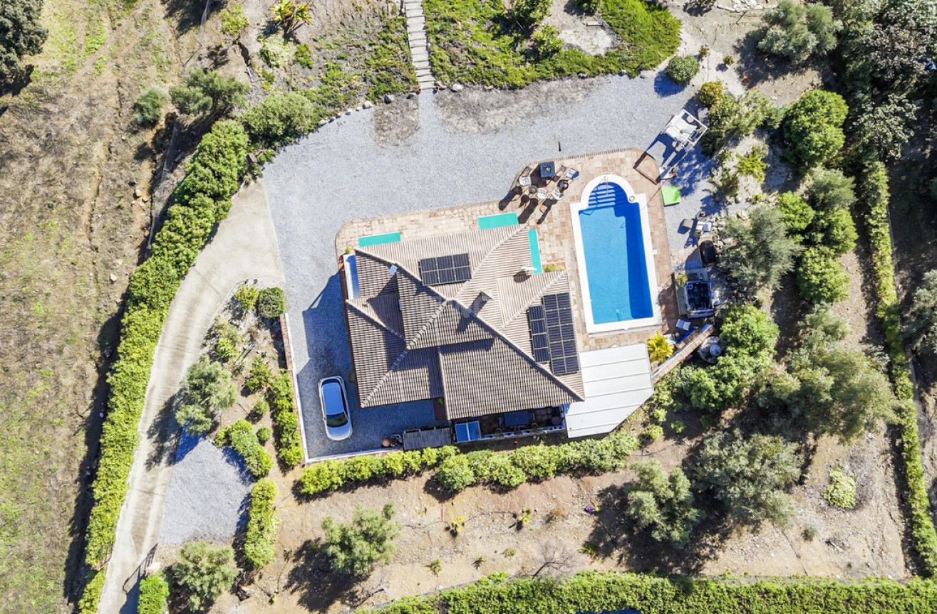 Resale - Villa - La Vinuela - Inland