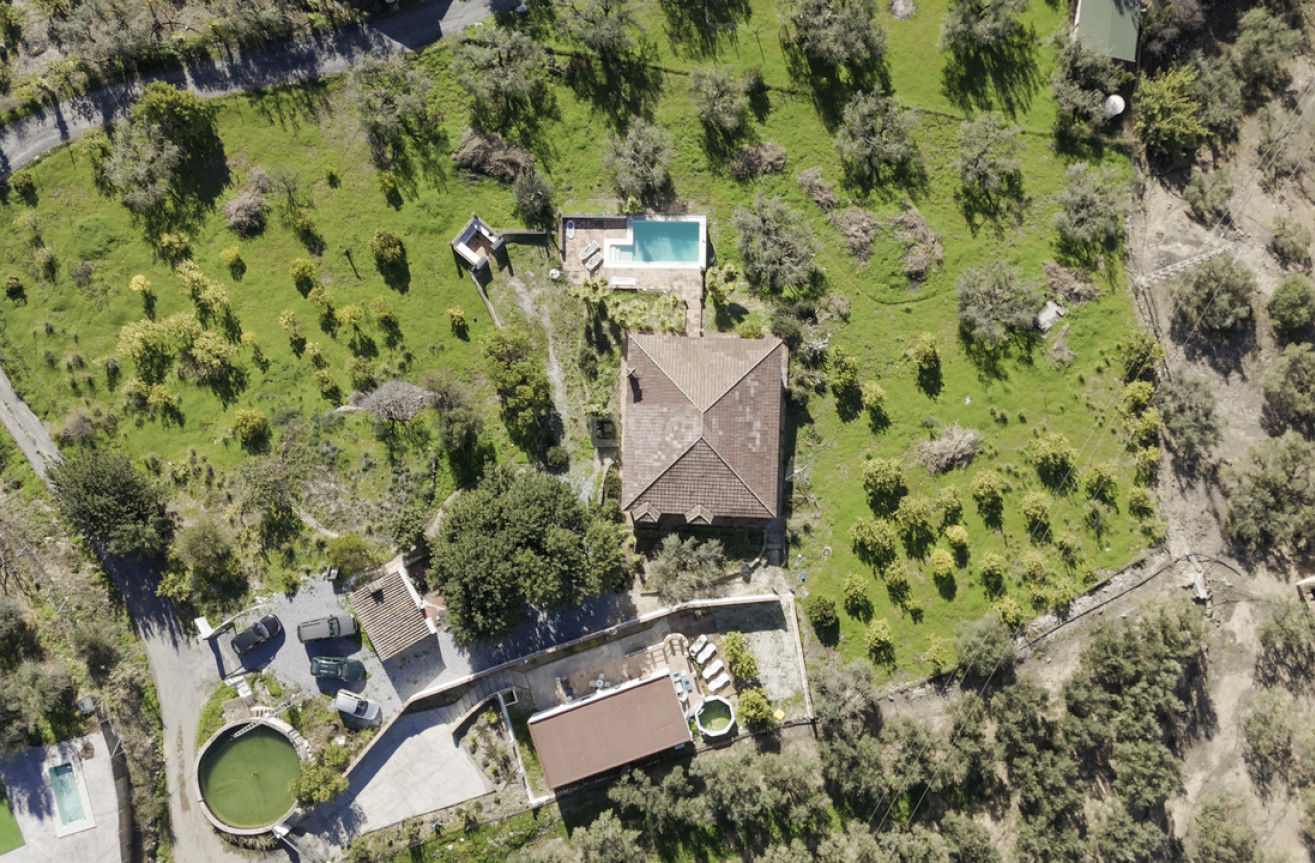 Reventa - Villa - Alcaucín - Inland