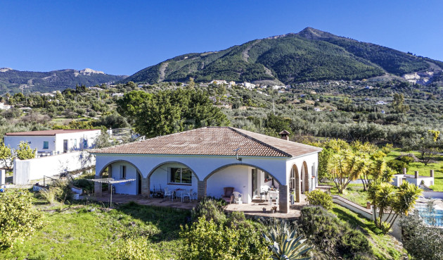 Reventa - Villa - Alcaucín - Inland