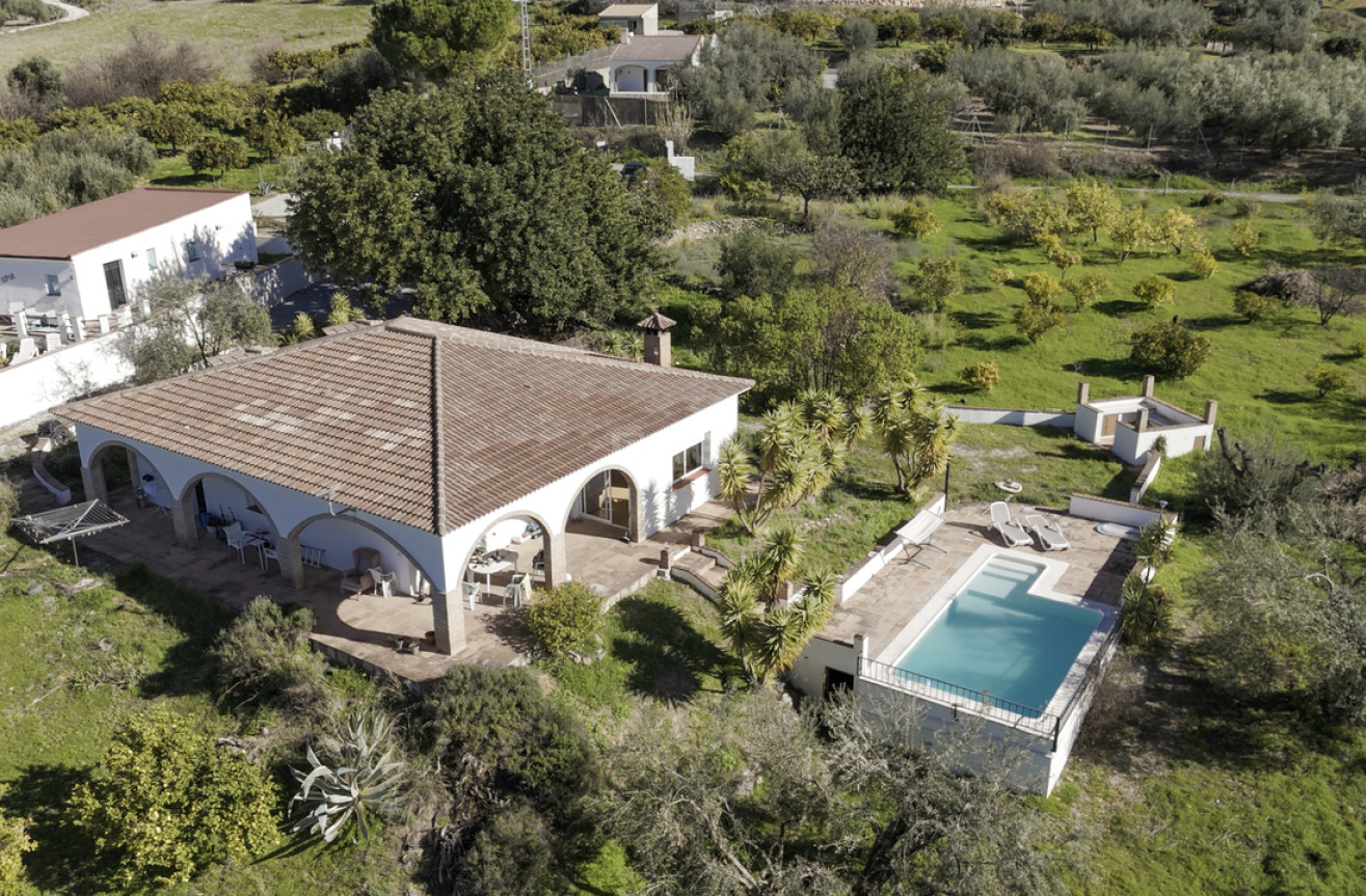 Reventa - Villa - Alcaucín - Inland