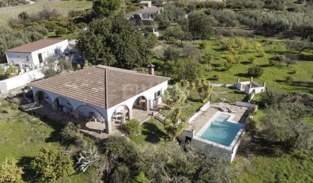 Reventa - Villa - Alcaucín - Inland