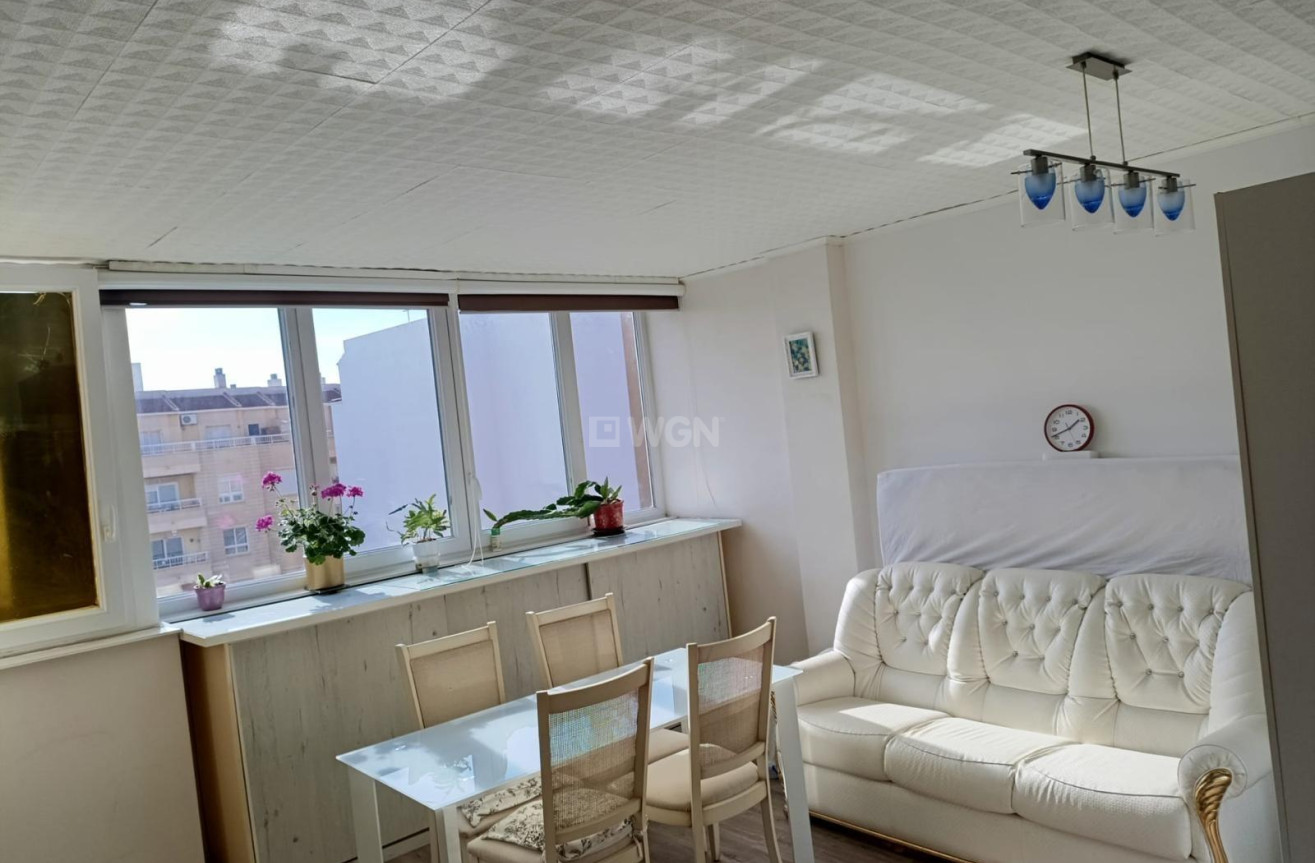 Reventa - Apartamento / piso - Torrevieja