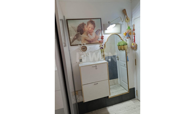 Reventa - Apartamento / piso - Torrevieja