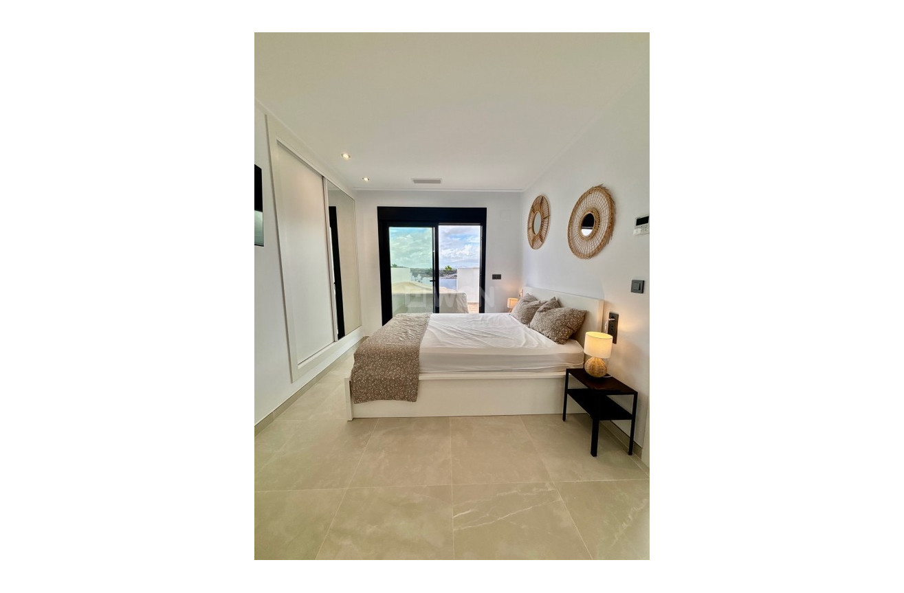 Odsprzedaż - Villa - Benijofar - Costa Blanca