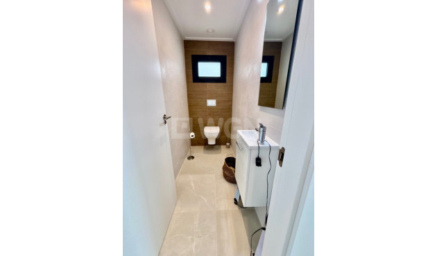 Odsprzedaż - Villa - Benijofar - Costa Blanca