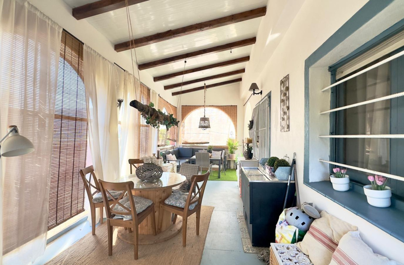 Odsprzedaż - Villa - Torrevieja - Torreblanca