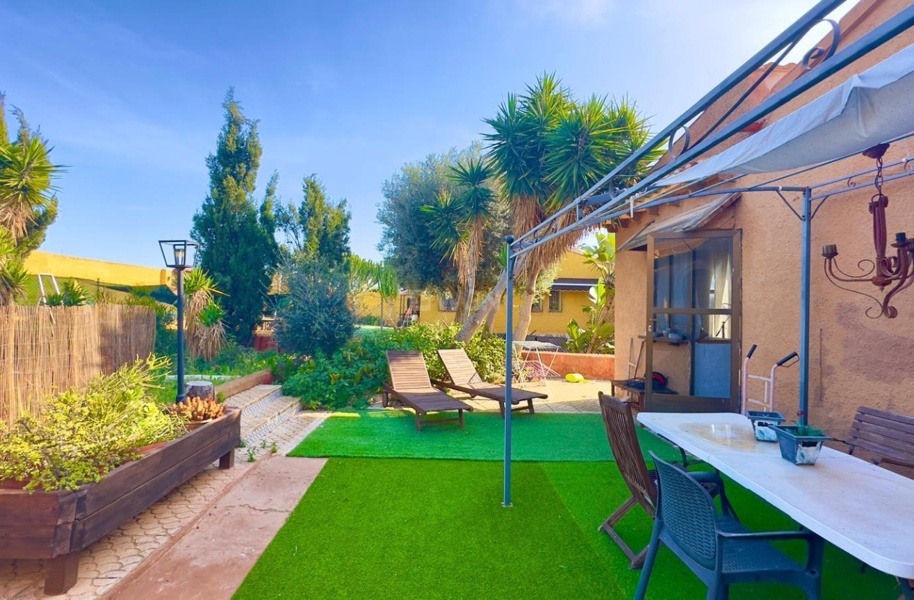 Odsprzedaż - Villa - Torrevieja - Torreblanca