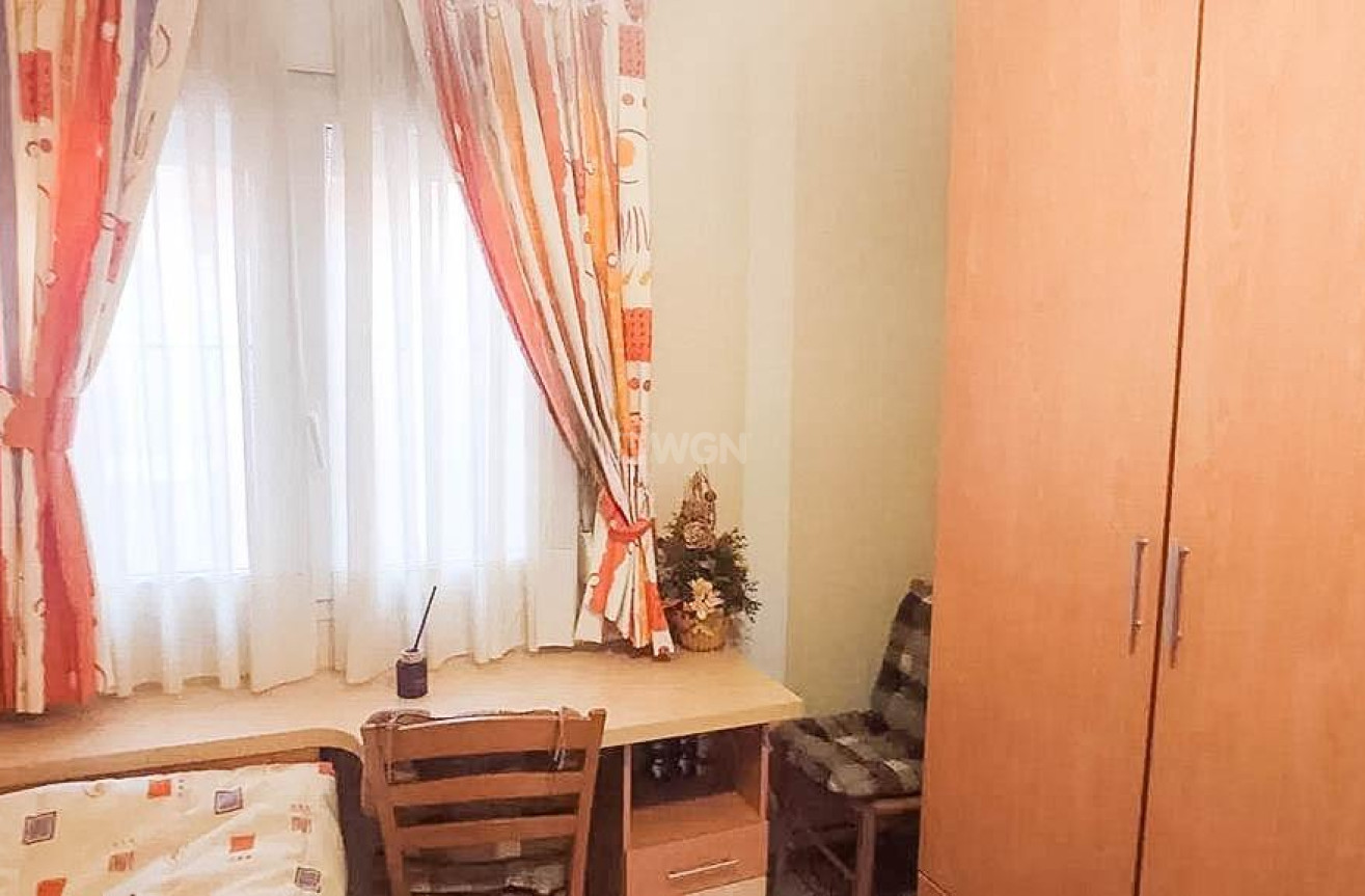 Odsprzedaż - Kamienica - Torrevieja - Los Altos