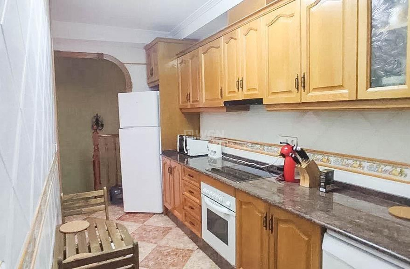 Odsprzedaż - Kamienica - Torrevieja - Los Altos