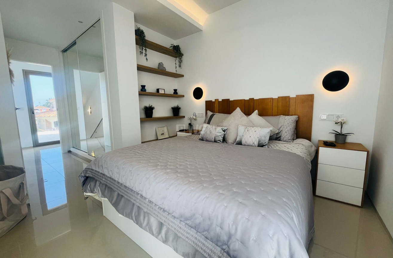 Resale - Villa - Los Alcázares - Costa Calida