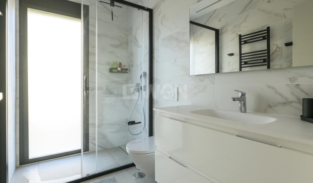 Odsprzedaż - Villa - Las Colinas Golf - Costa Blanca