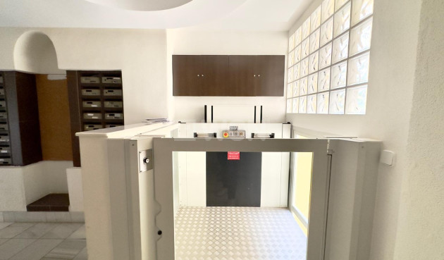 Reventa - Apartamento / piso - Torrevieja - La Veleta