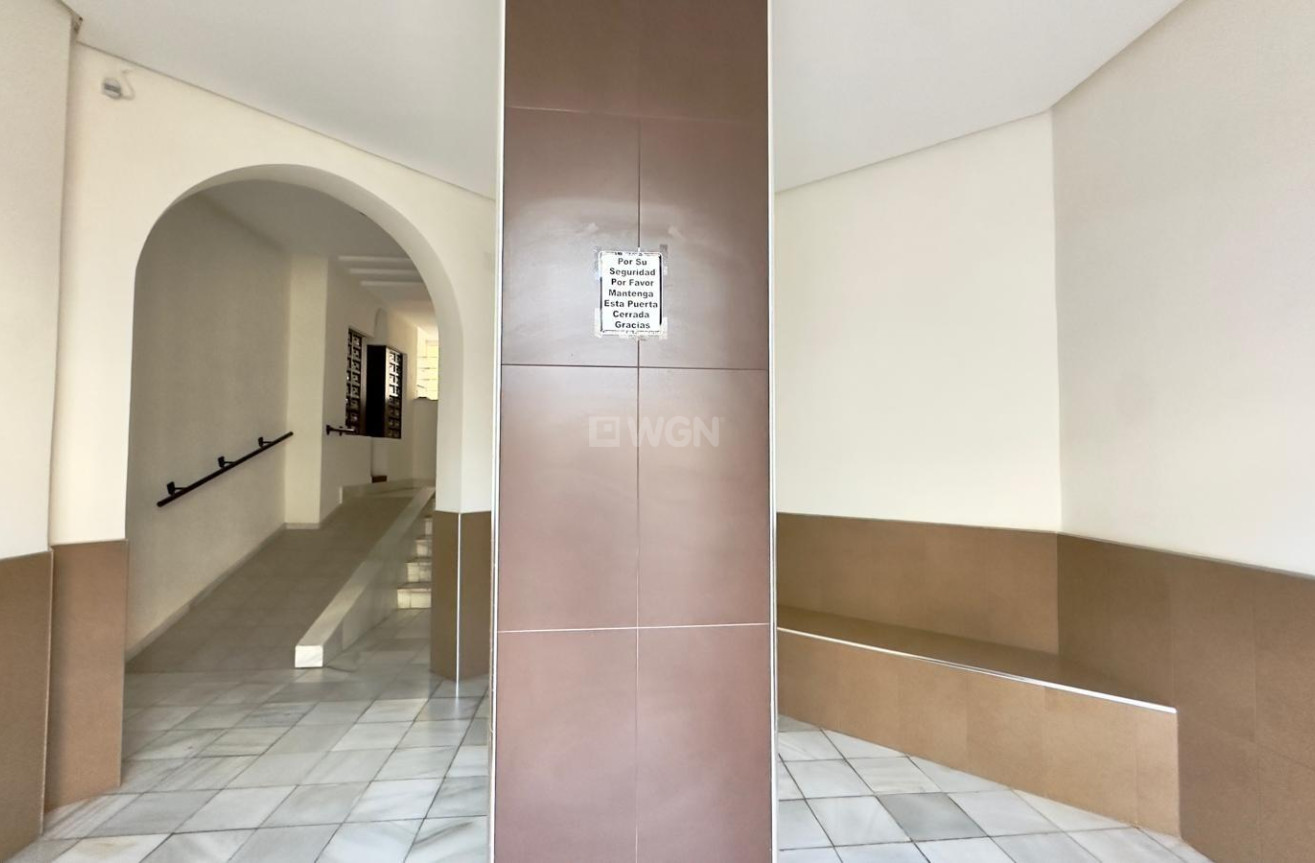 Reventa - Apartamento / piso - Torrevieja - La Veleta