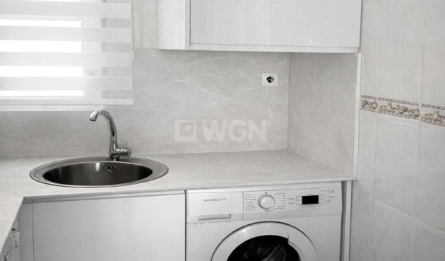 Odsprzedaż - Daszek - Torrevieja - Playa del Cura