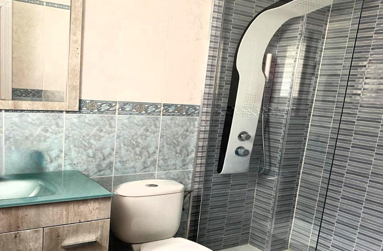 Odsprzedaż - Daszek - Torrevieja - Playa del Cura