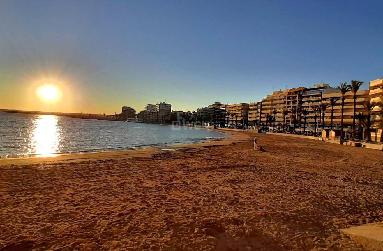 Odsprzedaż - Daszek - Torrevieja - Playa del Cura