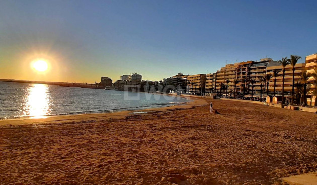 Odsprzedaż - Daszek - Torrevieja - Playa del Cura