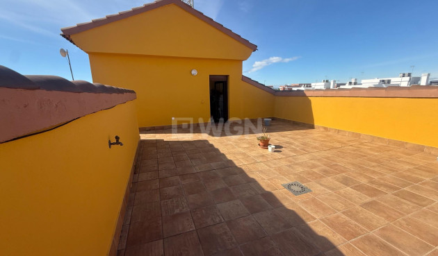 Odsprzedaż - Kamienica - Avileses