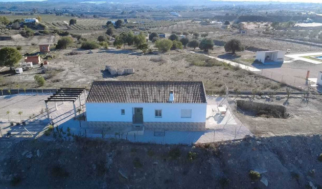 Reventa - Villa - Fortuna - Inland