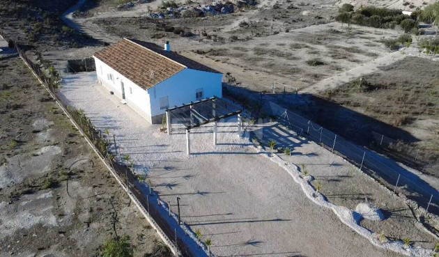 Reventa - Villa - Fortuna - Inland